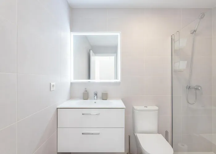 Casa Esmeralda, 7 Min To Beach, Garage Apartamento