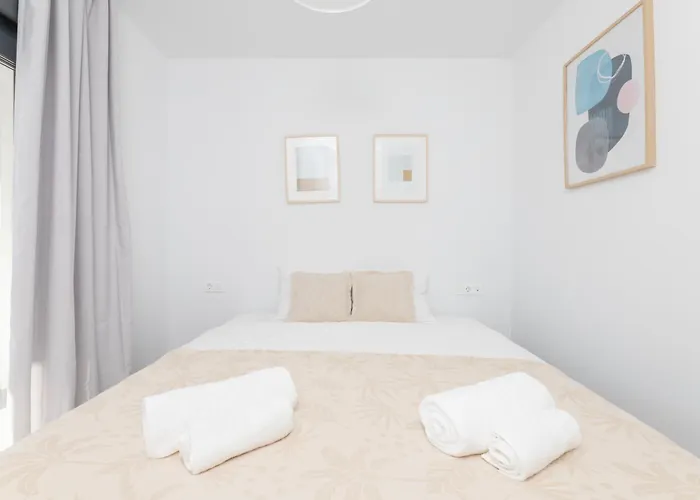 Apartamento Casa Esmeralda, 7 Min To Beach, Garage Estepona