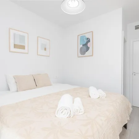 Casa Esmeralda, 7 Min To Beach, Garage *